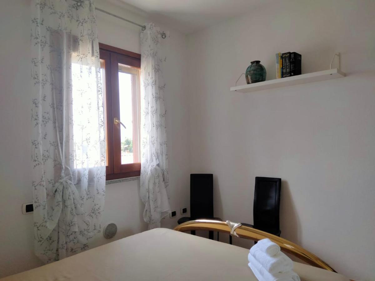 La Casa Dei Fenicotteri Panzió Olbia Kültér fotó